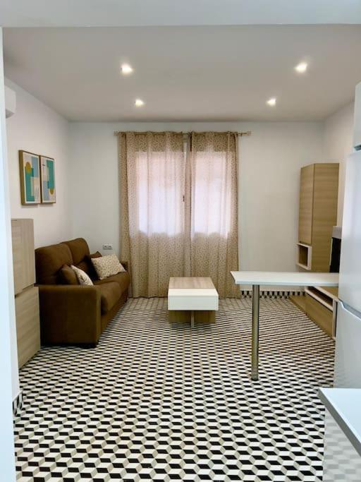 Rockside Residences La Linea N1 *