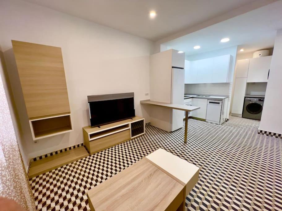 Rockside Residences La Linea N1 * La Linea de la Concepcion